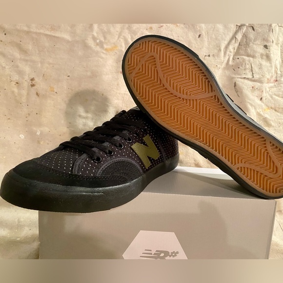 New Balance Numeric 212 Black/Oak Leaf Green Skate Shoe - Picture 3 of 5